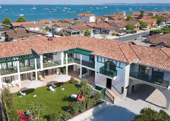 Villa Aitama